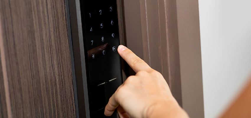 Smart Electric Locks Replacement Services in Kingsburg, CA
