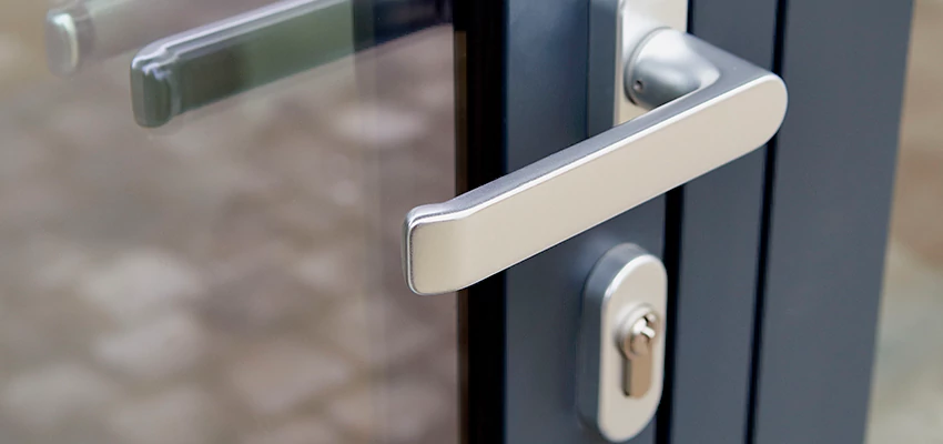 Broken Door Lock Cylinder Repair in Kingsburg, California